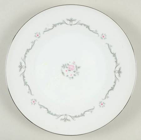 Petite Bouquet Salad Plate
