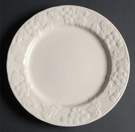 Sauvignon (Made In Japan) 12" Chop Plate (Round Platter)