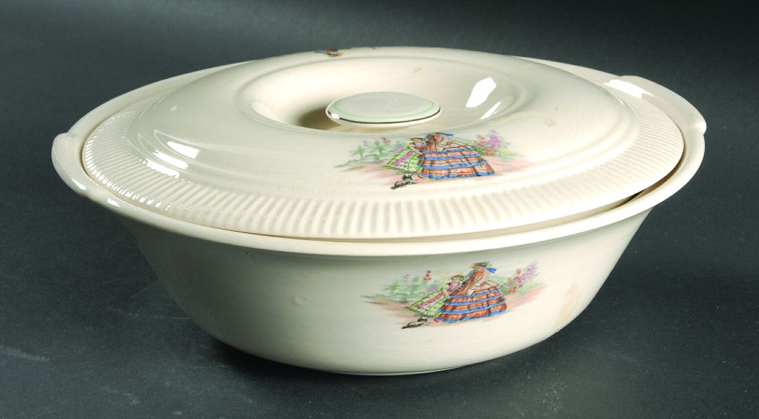 Godey Prints (Ribbed Rim) Round Covered Vegetable