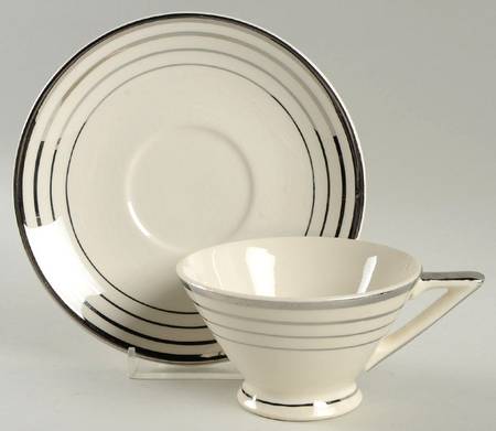 SLM6 Footed Cup & Saucer Set
