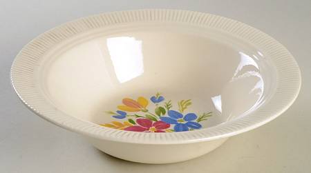 Sun Valley (China) Victory Shape 9" Round Vegetable Bowl