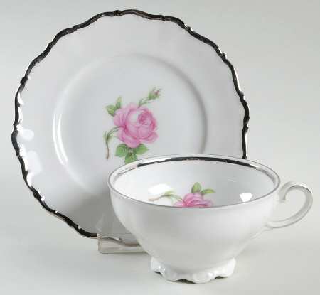 Footed Cup & Saucer Set