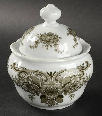 Rhinegau (Scalloped) Sugar Bowl & Lid