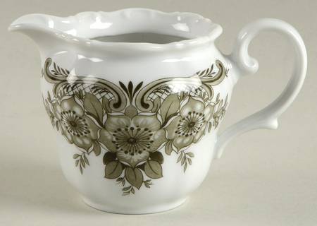 Rhinegau (Scalloped) Creamer