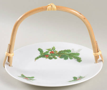 SLT43 5 3/8"-5 5/8" Bamboo Handled Serving Plate  HC