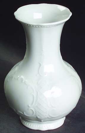 Vienna White 6" Vase