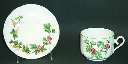 Waldbeere Breakfast Cup & Saucer Set