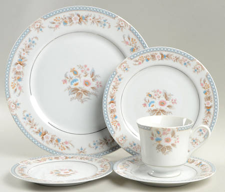 First Lady 5 Piece Place Setting