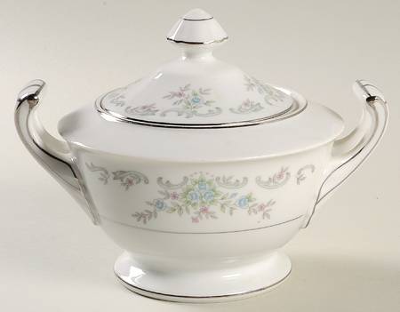 2473 Sugar Bowl & Lid