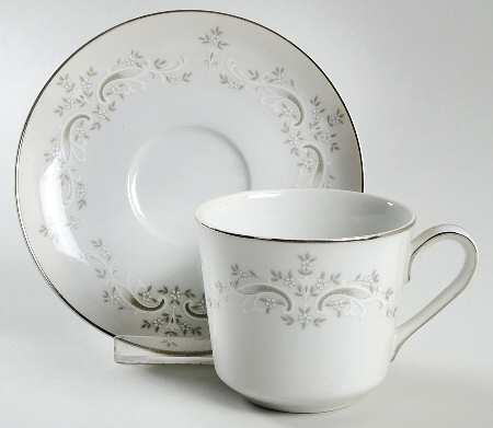 Flat Cup & Saucer Set
