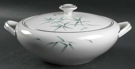 Bamboo Round Covered Vegetable