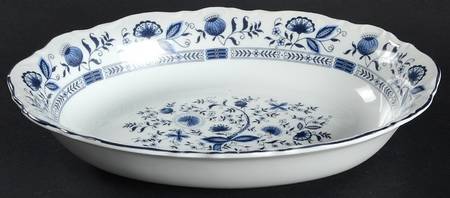 Blue Onion 10" Oval Vegetable Bowl