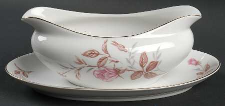 Cashmir Rose Gravy Boat with Attached Underplate