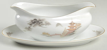 Kiyomizu Gravy Boat with Attached Underplate