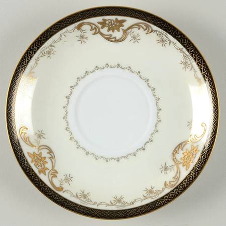 826 Saucer