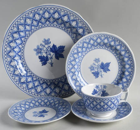 Blue Geranium 5 Piece Place Setting
