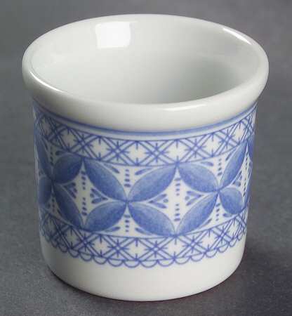 Blue Geranium Single Egg Cup