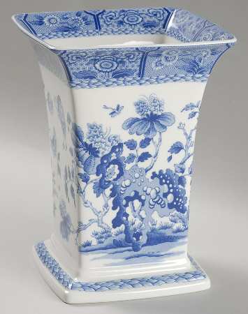 Blue Room Collection 8" Square Vase