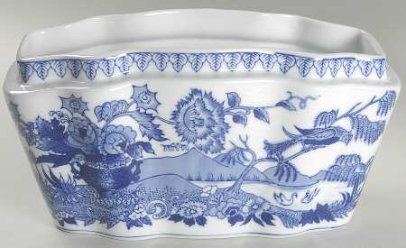 Blue Room Collection Flower Bulb Oval Planter (1 Pc)