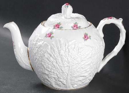 Bridal Rose (Gold Trim) Teapot & Lid
