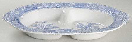 Camilla Blue (Earthenware, Scalloped) 11" Oval Divided Vegetable Bowl
