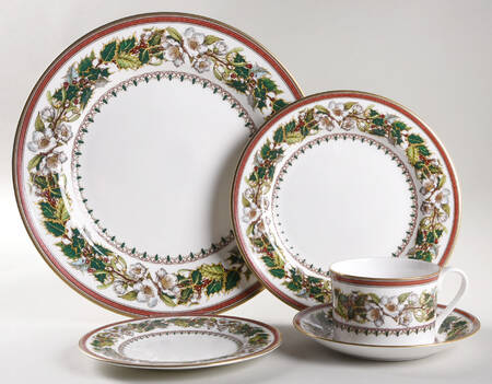 Christmas Rose 40 Piece Estate Set
