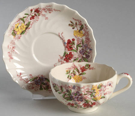 Footed Cup & Saucer Set