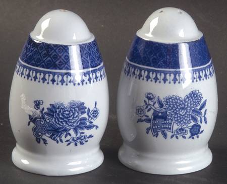 Fitzhugh Blue Salt & Pepper Set