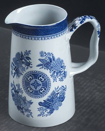 Fitzhugh Blue 24 Oz Jug