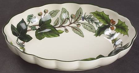 Green Garland Small Oval Fluted Dish