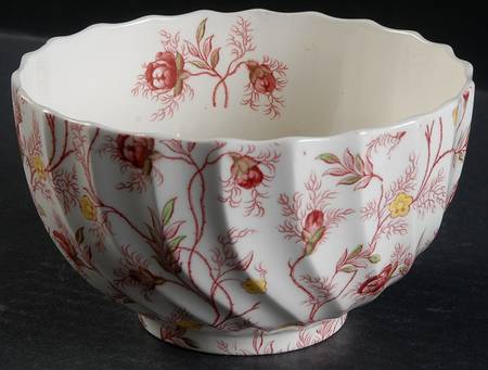 Rosebud Chintz (2-8401, Pink Vine) Cranberry Bowl