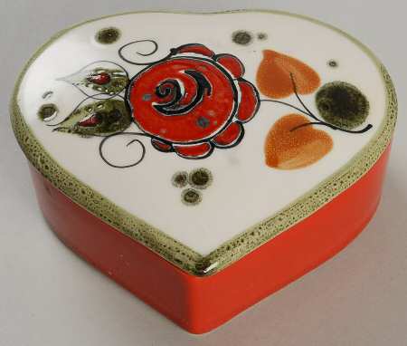 Tirol Heart Shape Box & Lid