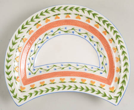 Fresh N' Fruity Crescent Salad Plate