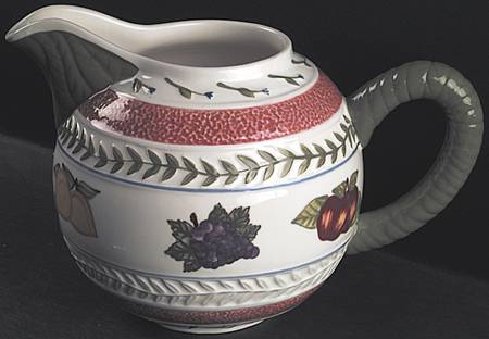 Fresh N' Fruity 64 Oz Pitcher
