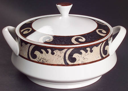 Pompeii Round Covered Vegetable