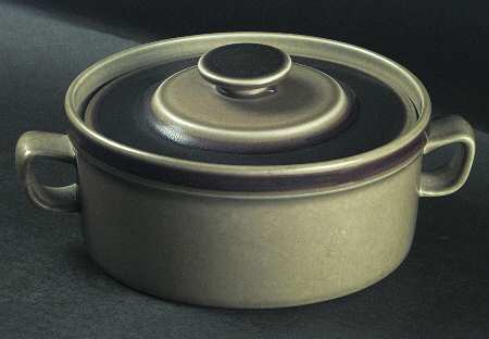 Finse Brown 1.5 Qt Round Covered Casserole by Stavangerflint