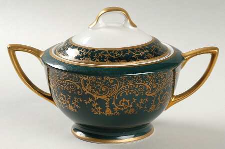 Chantilly Dark Green (Gold Filigree) Sugar Bowl & Lid
