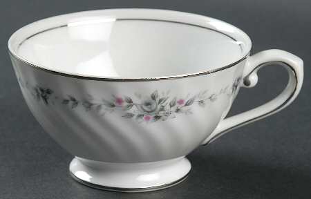Pierette Footed Cup