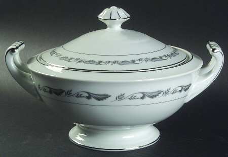 Regal Round Covered Vegetable