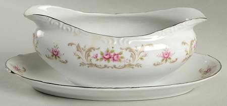 Rose Baroque Gravy Boat with Attached Underplate