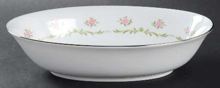 Serenade 10" Oval Vegetable Bowl