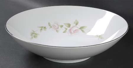 Tudor Rose 9" Round Vegetable Bowl
