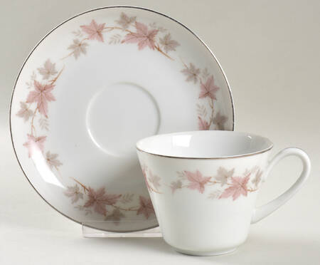 Windsor Flat Cup & Saucer Set