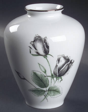 Midnight Rose 6" Vase