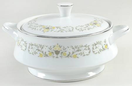Florentine Round Covered Vegetable