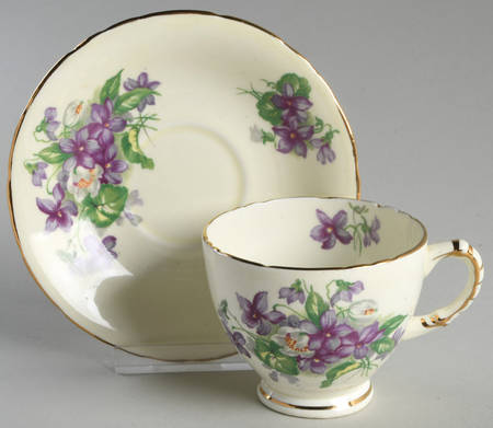 Devon Violets Footed Cup & Saucer Set