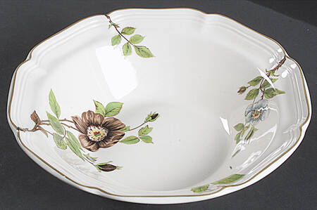 Blossom Beauty 9" Round Vegetable Bowl