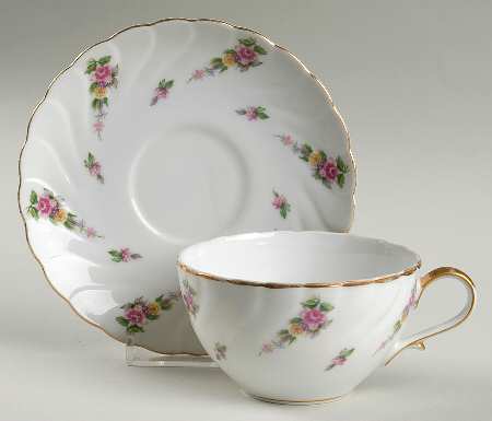 Floral Trail Flat Cup & Saucer Set