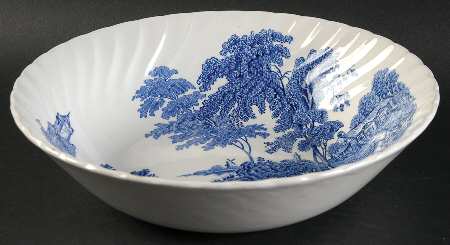 The Ferry Blue 8" Round Vegetable Bowl