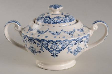 Kent Blue Sugar Bowl & Lid